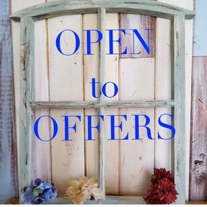 All reasonable offers are considered 💐🌼🌸